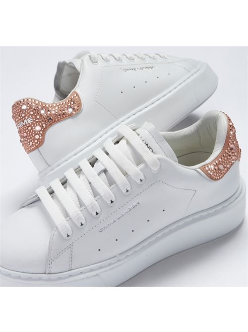 sneakers crime london | 2870910
